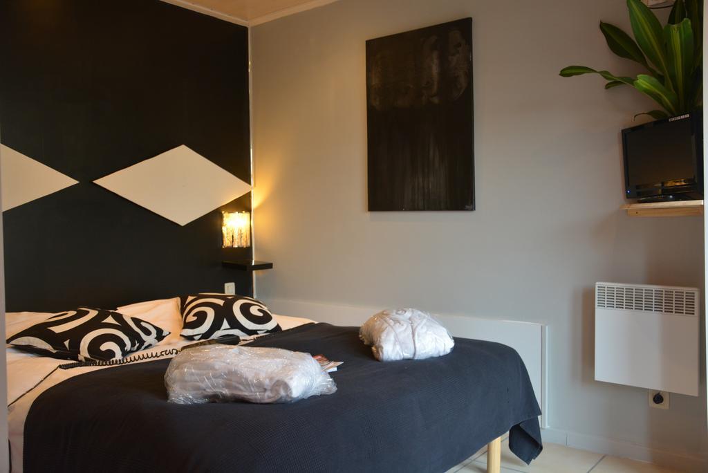 B&B A L'Essentiel Thulin Exteriör bild